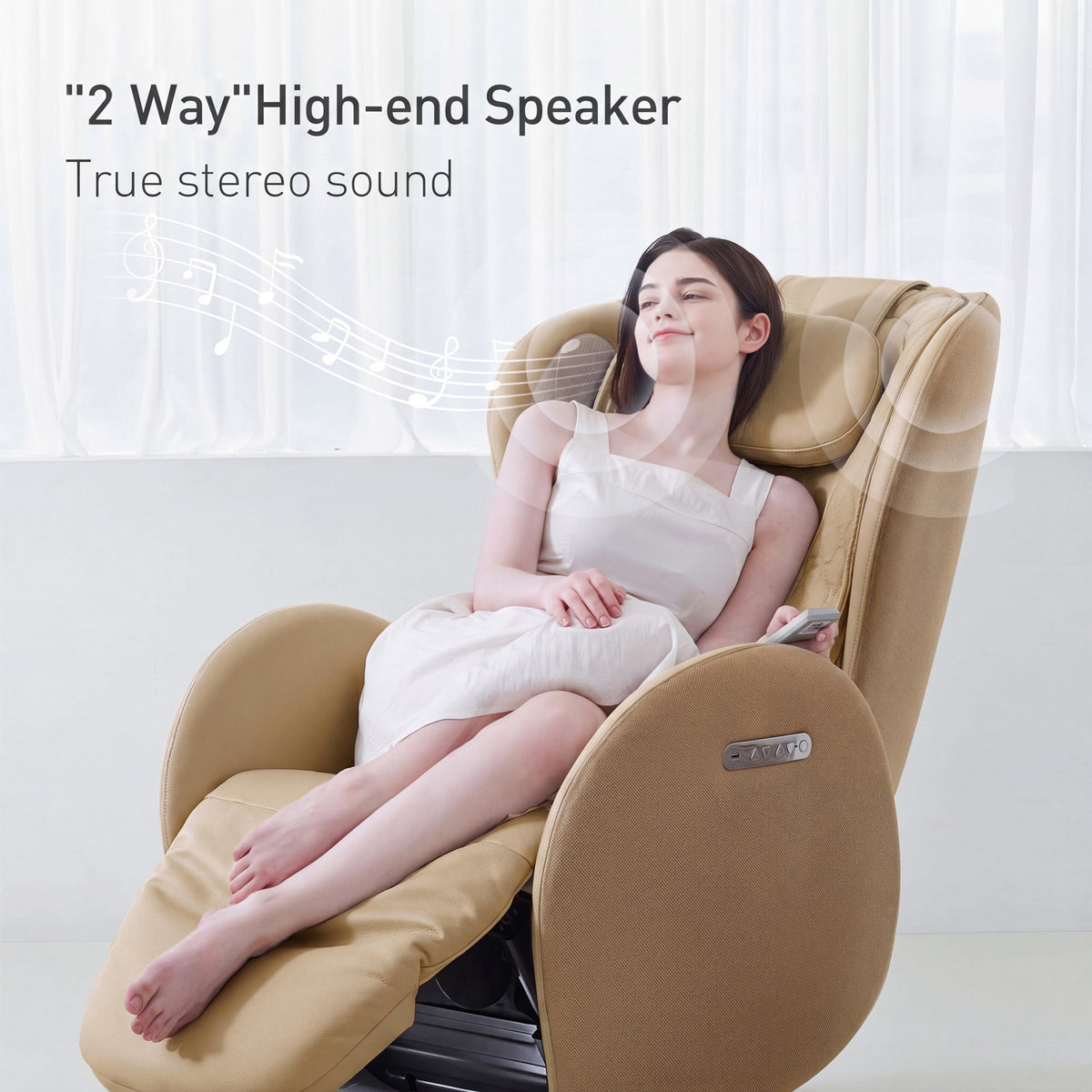 NOUHAUS Luna Zero Gravity Massage Chair
